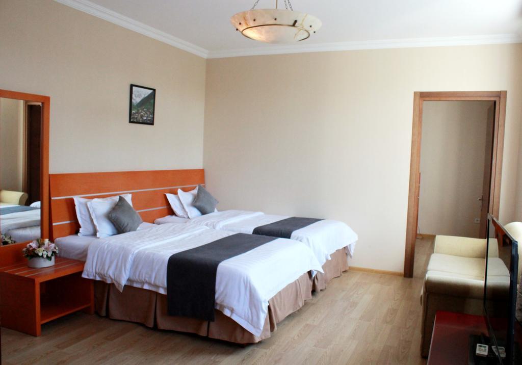 Dormitory Hualing Tbiliszi Kültér fotó