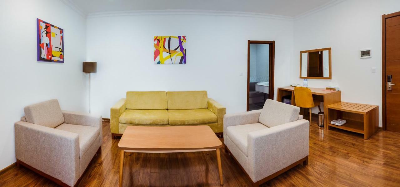 Dormitory Hualing Tbiliszi Kültér fotó